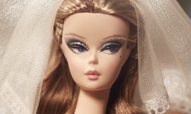Principessa Barbie Doll: imágenes oficiales